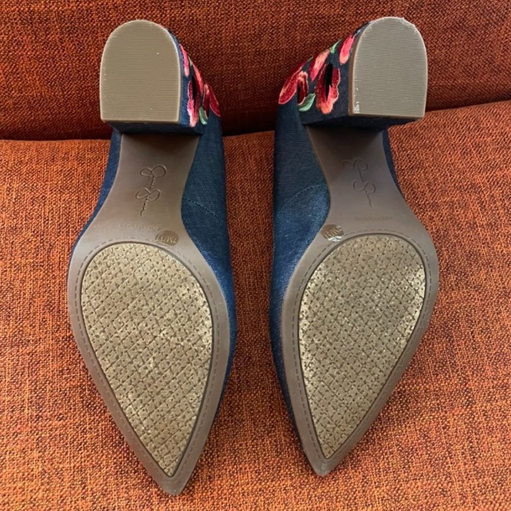 Jessica Simpson Embroidered Denim Pumps "Lannah" - Size 7 - Picture 9 of 9